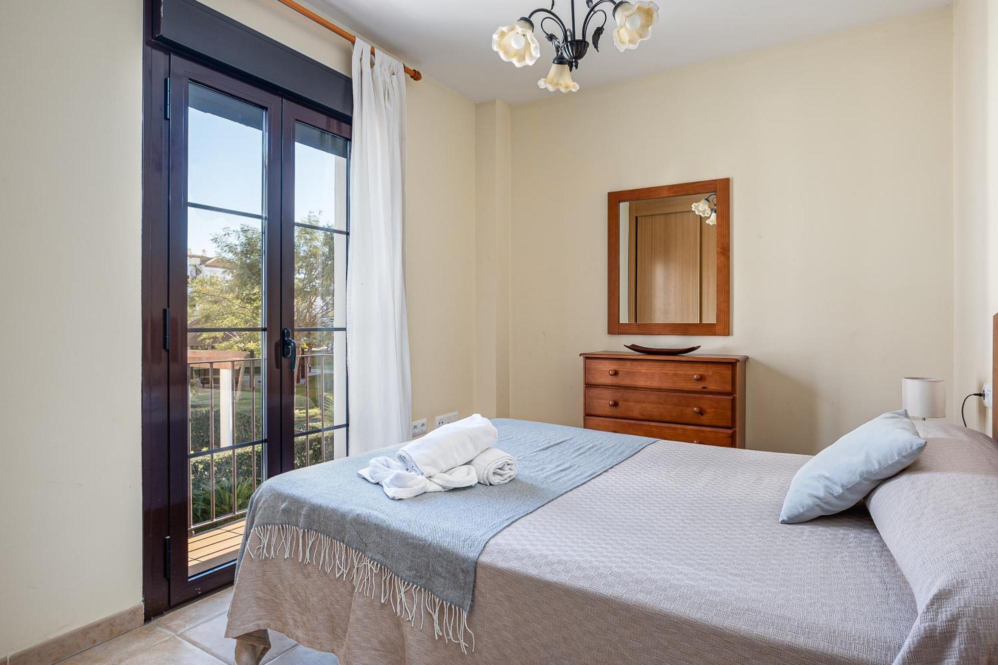 Apartamento Familiar Muy Soleado Cerca De La Playa Y Parking Incluido Chiclana de la Frontera Eksteriør billede