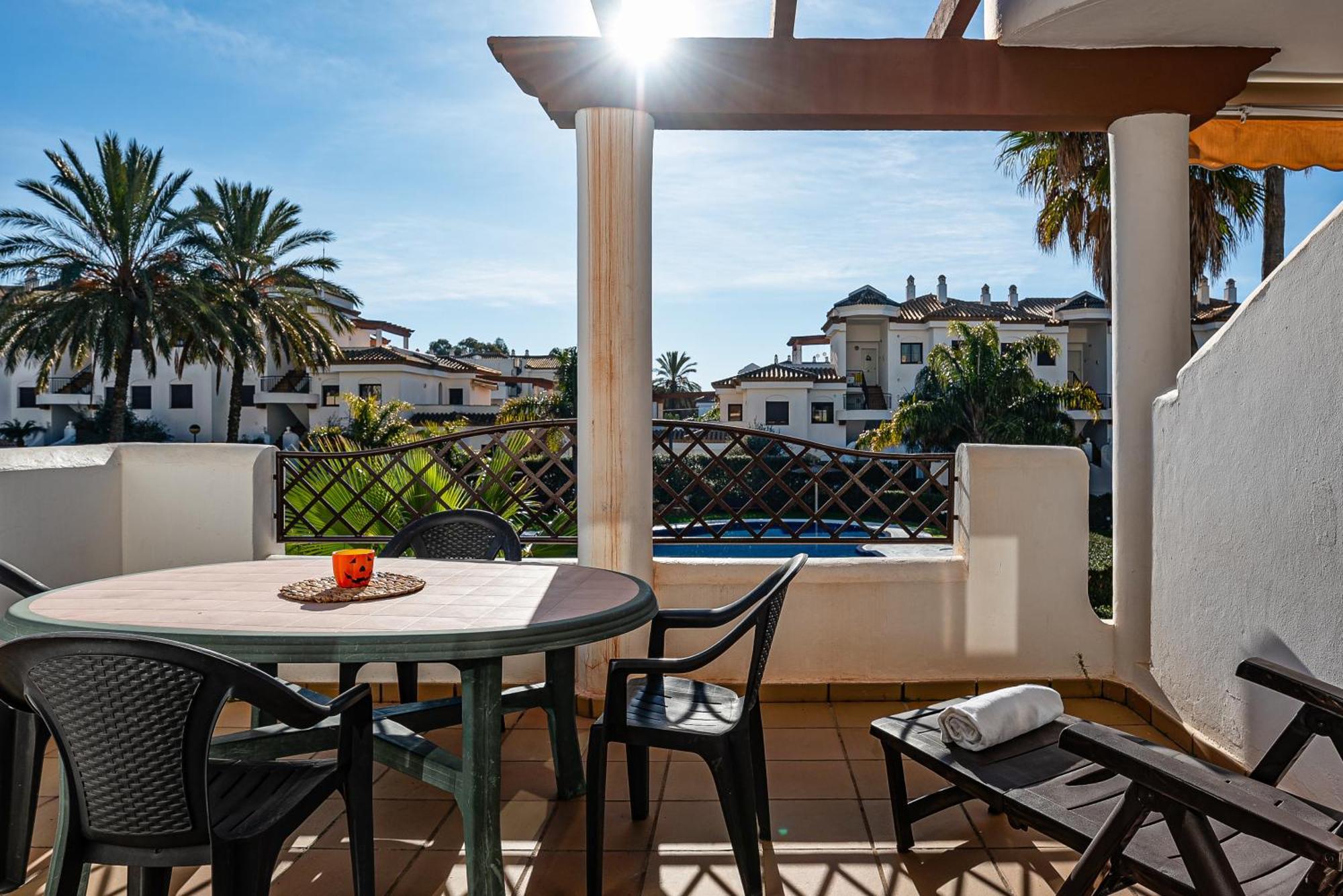 Apartamento Familiar Muy Soleado Cerca De La Playa Y Parking Incluido Chiclana de la Frontera Eksteriør billede