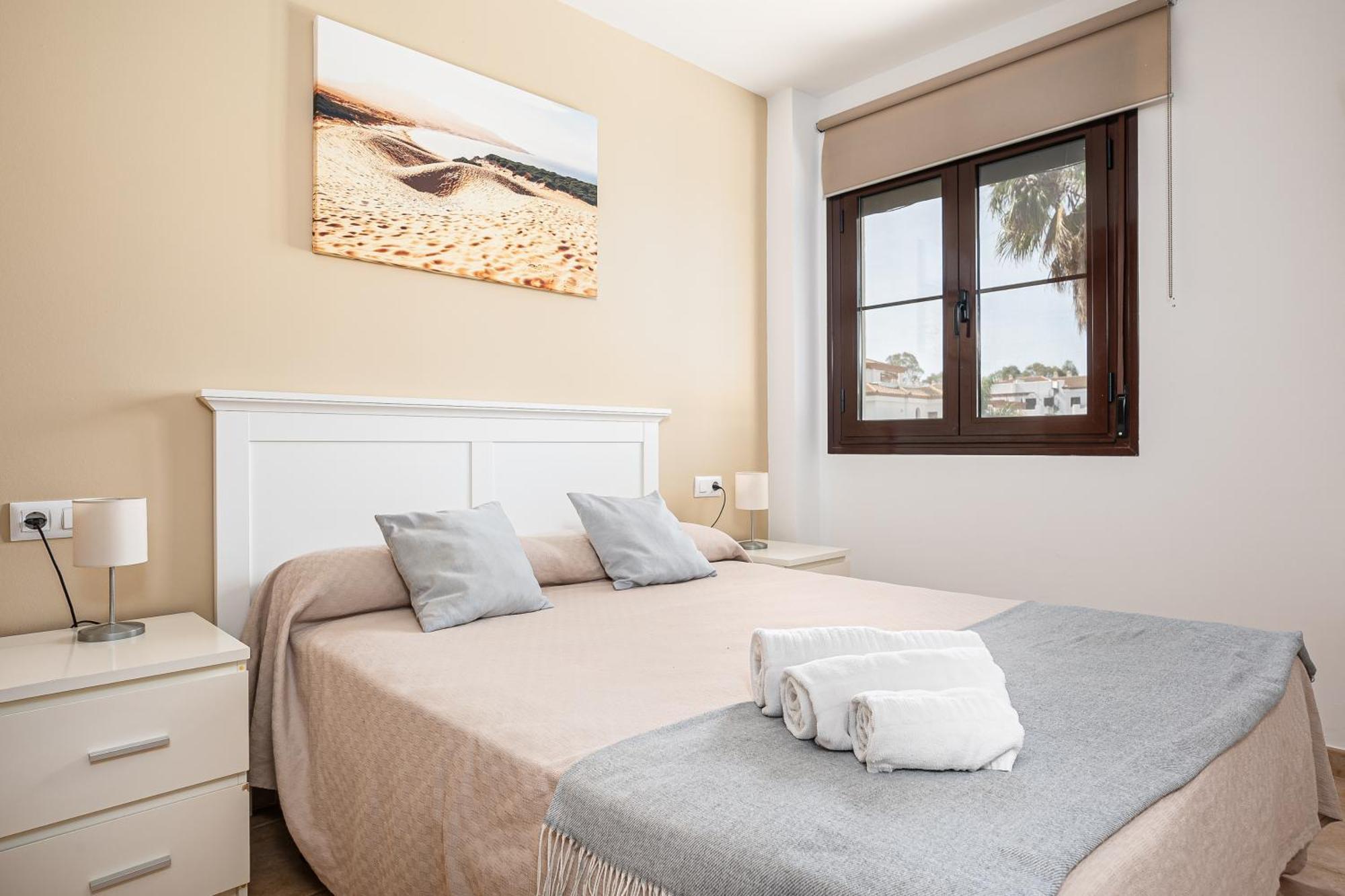 Apartamento Familiar Muy Soleado Cerca De La Playa Y Parking Incluido Chiclana de la Frontera Eksteriør billede